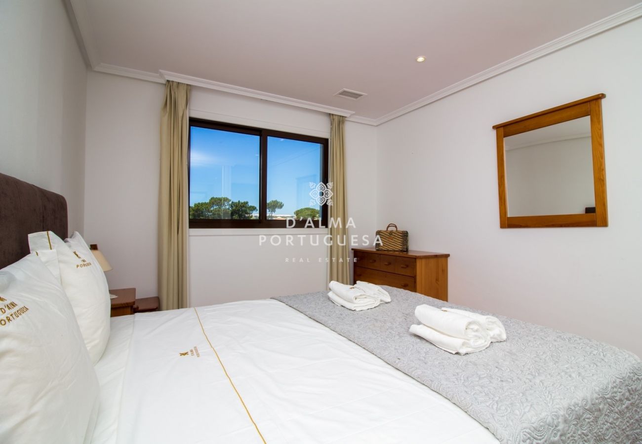 Apartment in Albufeira - Falésia Beach Apartment by D'Alma Portuguesa