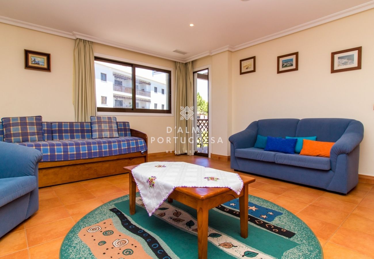 Apartment in Albufeira - Falésia Beach Apartment by D'Alma Portuguesa