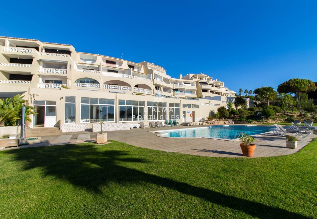 Apartment in Albufeira - Aveiros Beach Apartment- D´Alma Amado By D´alma Po