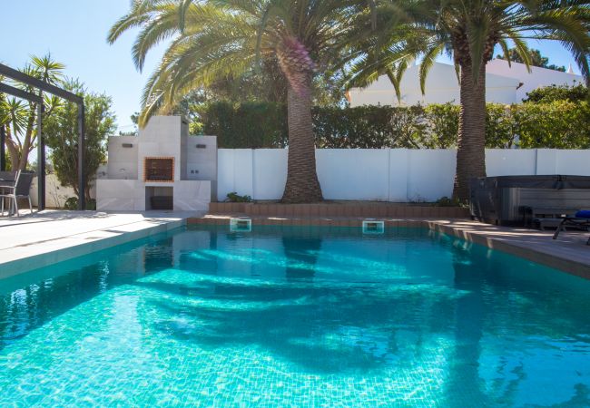 Villa in Albufeira - Villa Videira - By Dalma Portuguesa Villa in Albufeira - Villa Videira - By Dalma Portuguesa