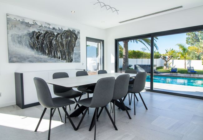 Villa in Albufeira - Villa Videira - By Dalma Portuguesa Villa in Albufeira - Villa Videira - By Dalma Portuguesa