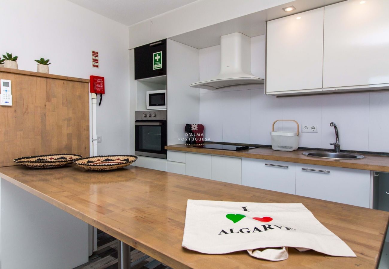 Apartment in Albufeira - Aveiros Beach Apartment- Ocean View By D´alma Port