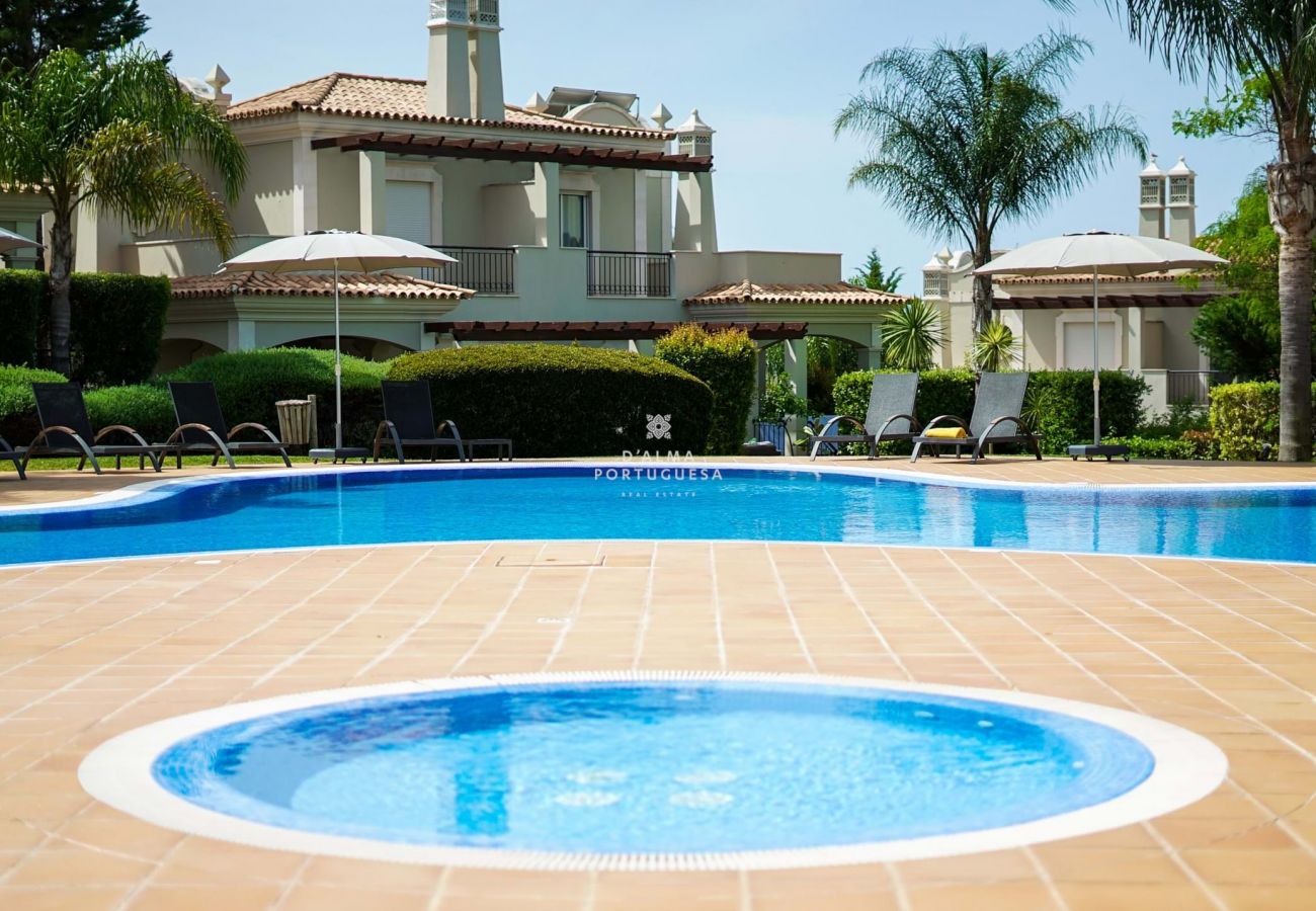 Villa in Almancil - Villa Boa Nova - By D´Alma Portuguesa