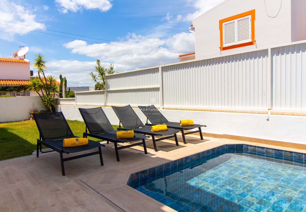 Villa in Albufeira - Villa Girassol - By D´alma Portuguesa