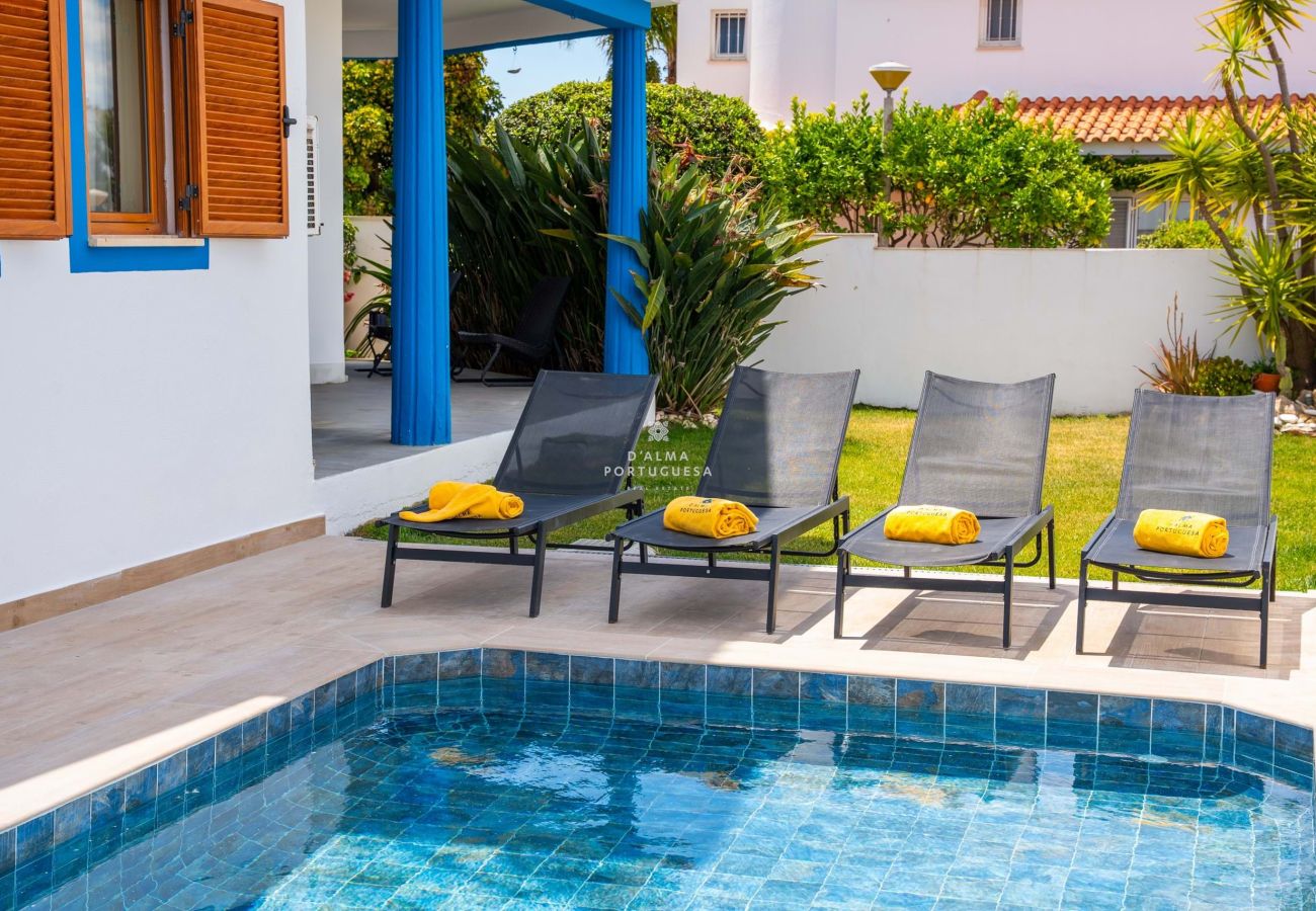 Villa in Albufeira - Villa Girassol - By D´alma Portuguesa