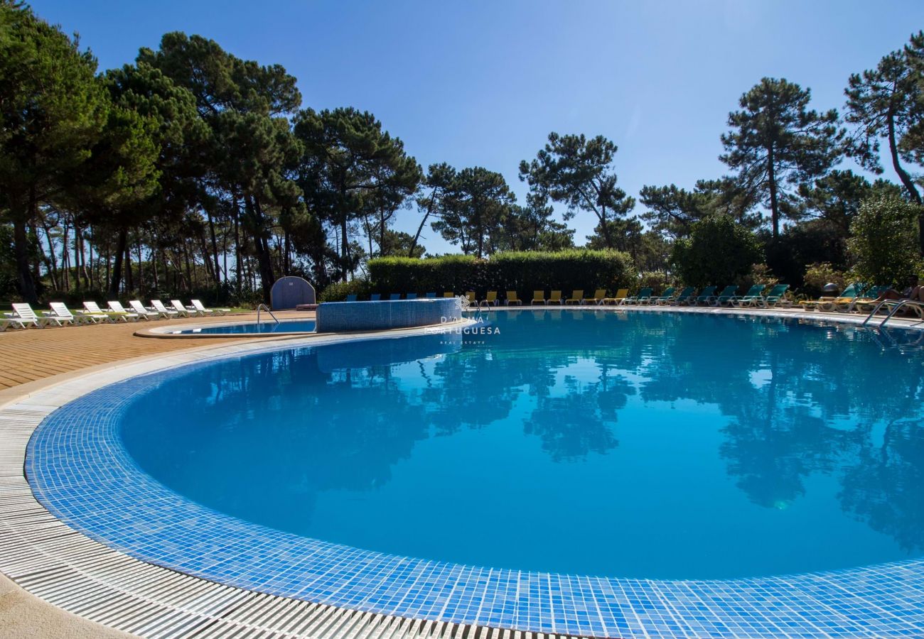Apartment in Albufeira - Pine View Falésia Beach by D'Alma Portuguesa
