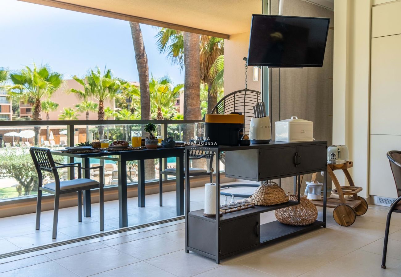 Apartment in Albufeira - Apartamento Sal d'Areia by D'Alma Portuguesa