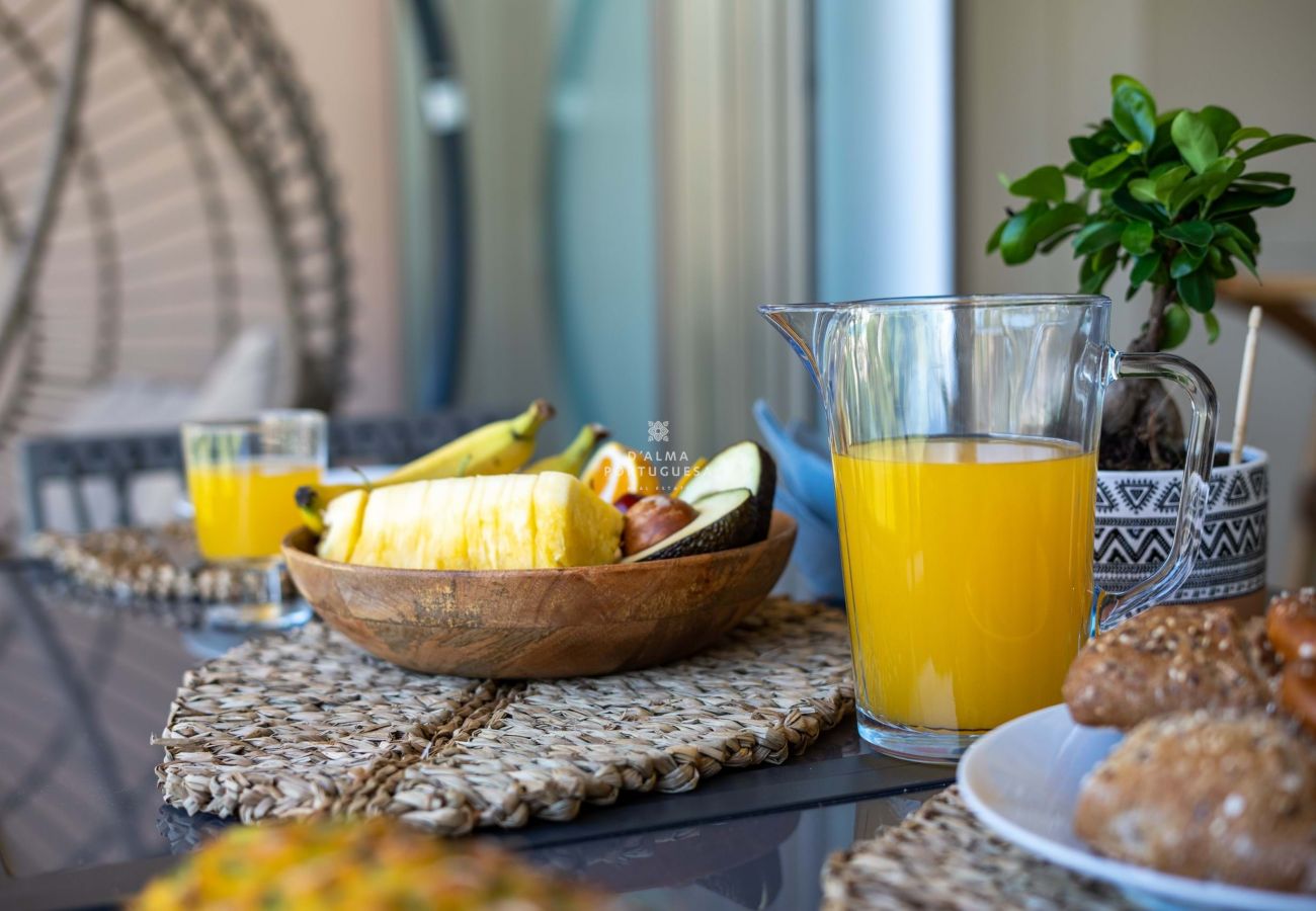 Apartment in Albufeira - Apartamento Sal d'Areia by D'Alma Portuguesa