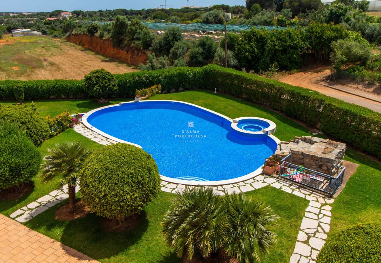 Apartment in Olhos D´Água - Rosemary Apartment - By D´alma Portuguesa
